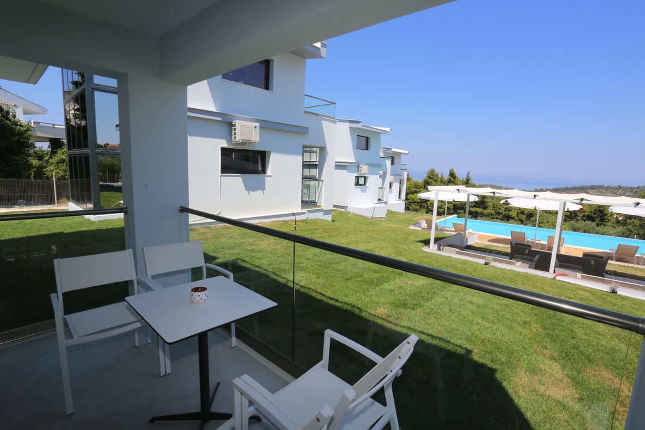 Blue Avenue Aparthotel Palioúrion Exterior foto